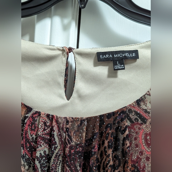 Sara Michelle pullover Blouse with Paisley and Coral like pattern.  Sparkles . - Picture 4 of 5